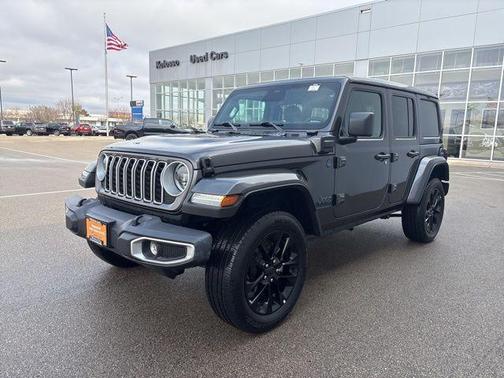 Granite Crystal Clearcoat Metallic 2025 Jeep Wrangler 4xe Sahara