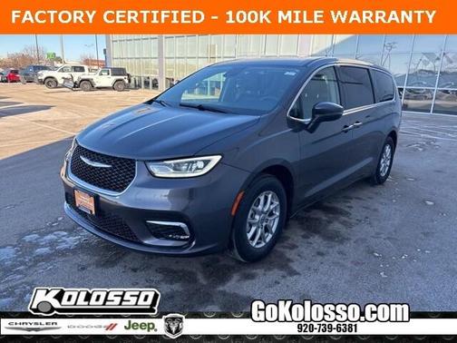 2023 Chrysler Pacifica Touring-L