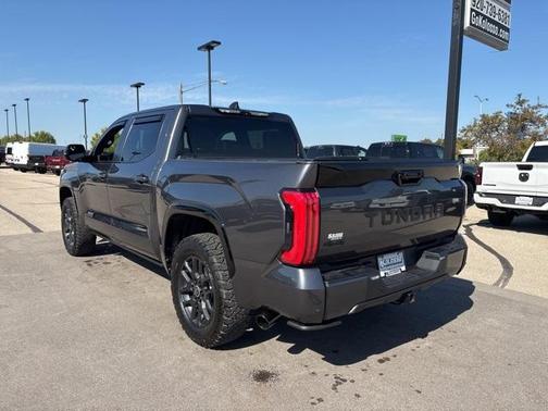 2024 Toyota Tundra Hybrid Platinum