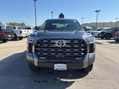 2024 Toyota Tundra Hybrid Platinum