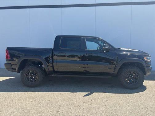 Diamond Black 2026 RAM 1500 RHO