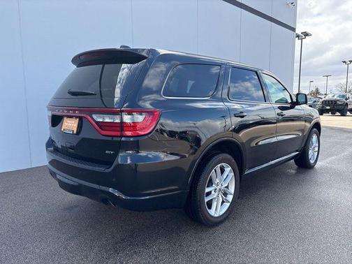 DB Black Crystal Clearcoat 2025 Dodge Durango GT