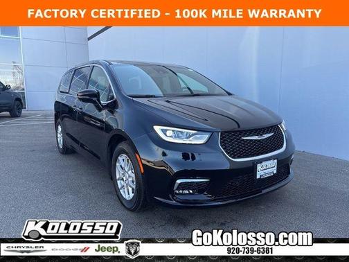 2025 Chrysler Pacifica Select