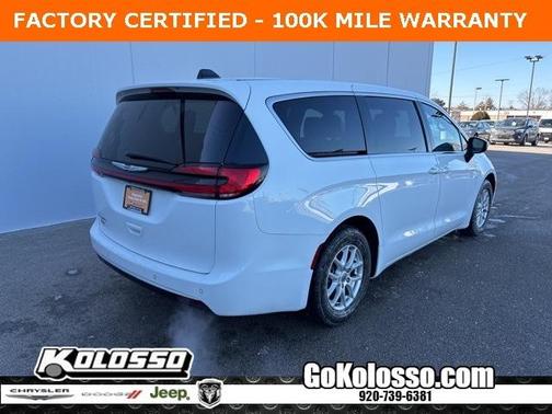 2023 Chrysler Pacifica Touring