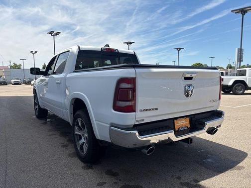 Bright White Clearcoat 2022 RAM 1500 Laramie