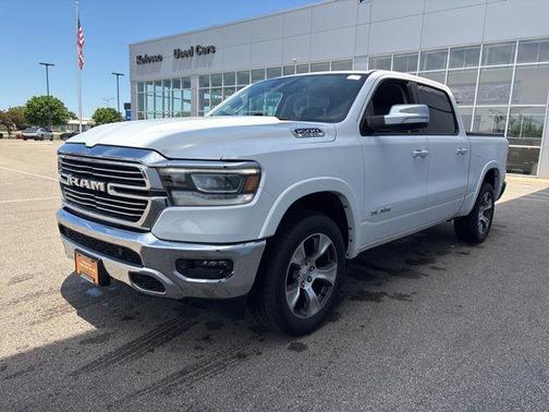 Bright White Clearcoat 2022 RAM 1500 Laramie