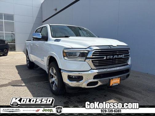 Bright White Clearcoat 2022 RAM 1500 Laramie