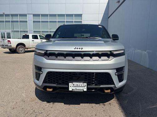 Silver Zynith 2026 Jeep Grand Wagoneer L