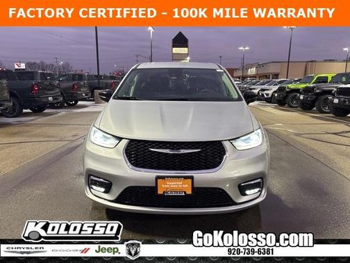 2024 Chrysler Pacifica Touring-L