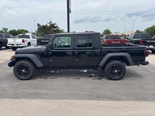 2023 Jeep Gladiator Sport