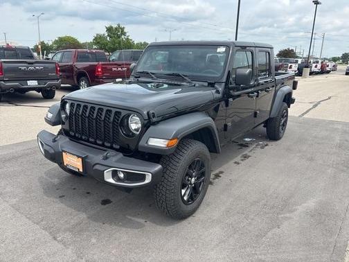 2023 Jeep Gladiator Sport