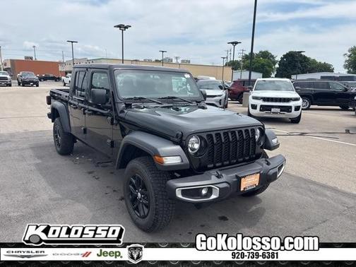 2023 Jeep Gladiator Sport