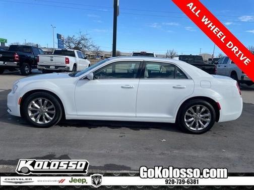 2016 Chrysler 300 Limited
