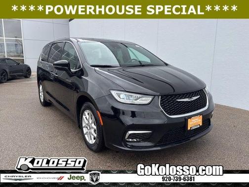 Diamond Black 2025 Chrysler Pacifica Select