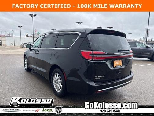 Diamond Black 2025 Chrysler Pacifica Select