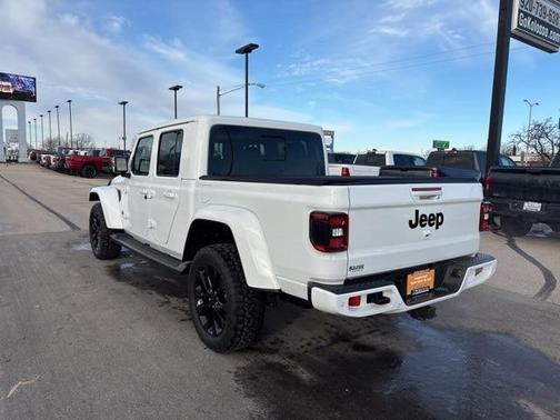 2021 Jeep Gladiator Overland