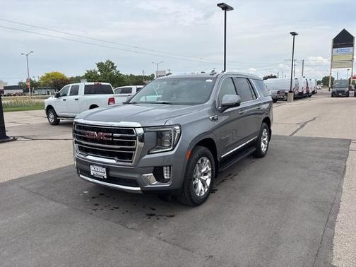 2022 GMC Yukon SLT