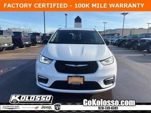 2024 Chrysler Pacifica Touring-L