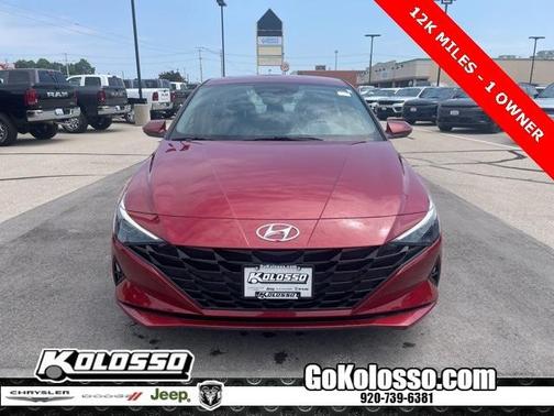 2023 Hyundai ELANTRA SEL