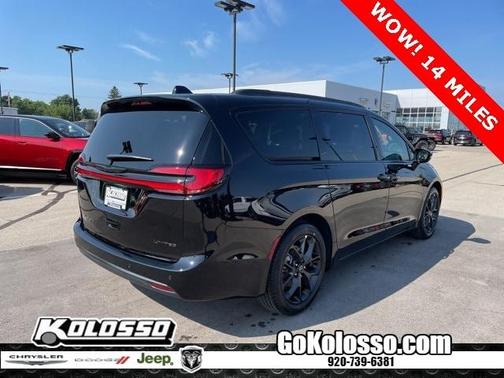2025 Chrysler Pacifica Limited