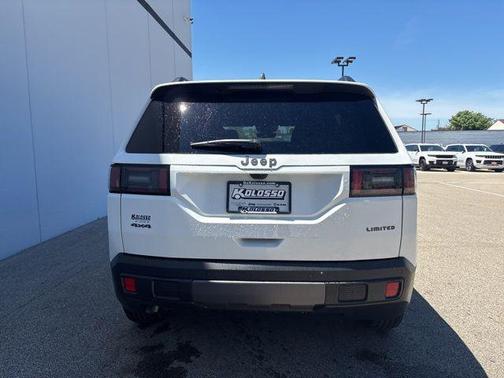 Bright White Clearcoat 2026 Jeep Cherokee LAREDO/LIMITED