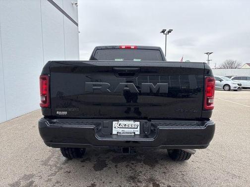 Diamond Black 2026 RAM 2500 Big Horn