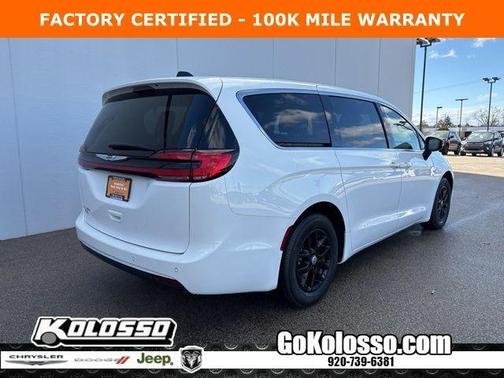 2024 Chrysler Pacifica Touring-L