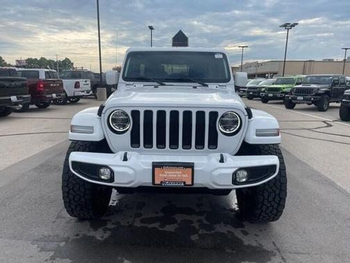 2021 Jeep Wrangler Unlimited Sahara Altitude