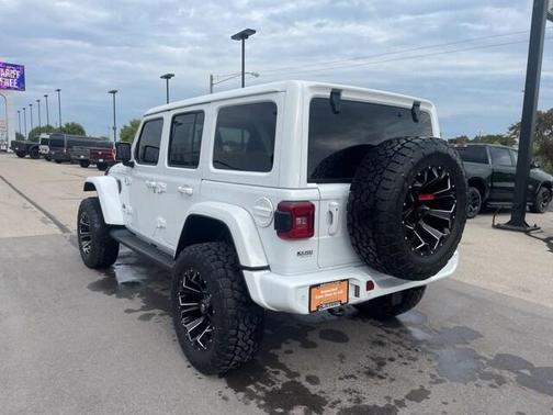 2021 Jeep Wrangler Unlimited Sahara Altitude