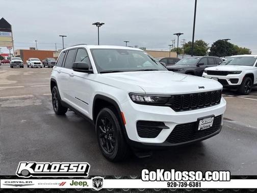 2025 Jeep Grand Cherokee Laredo