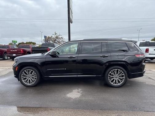 2023 Jeep Grand Cherokee L Summit