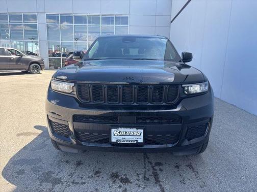 Diamond Black 2025 Jeep Grand Cherokee L Laredo