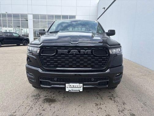 Diamond Black 2026 RAM 1500 Express