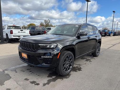 2025 Jeep Grand Cherokee Summit