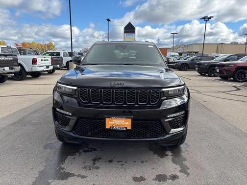 2025 Jeep Grand Cherokee Summit
