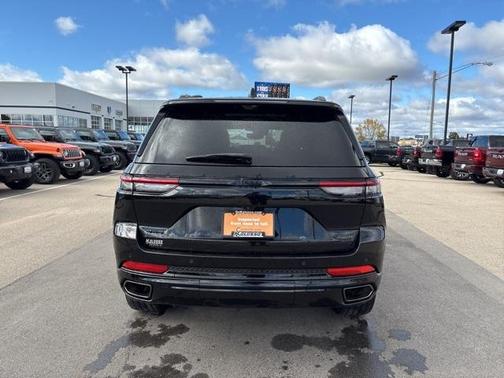 2025 Jeep Grand Cherokee Summit