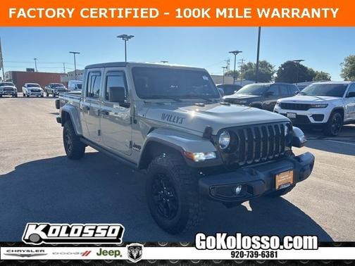 2022 Jeep Gladiator Sport