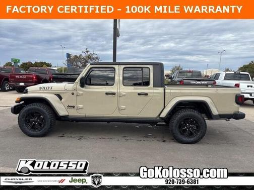 2022 Jeep Gladiator Sport