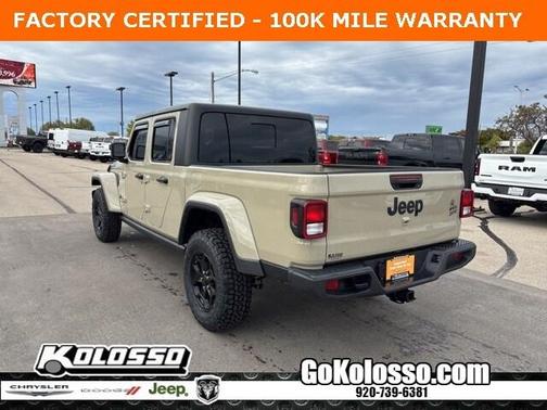 2022 Jeep Gladiator Sport