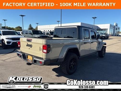 2022 Jeep Gladiator Sport