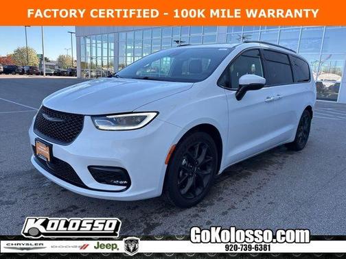 Bright White Clearcoat 2023 Chrysler Pacifica Touring-L