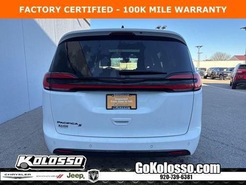 Bright White Clearcoat 2023 Chrysler Pacifica Touring-L