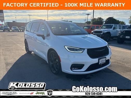 2023 Chrysler Pacifica Touring-L