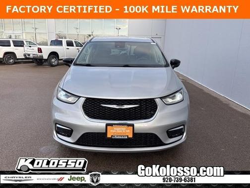 2024 Chrysler Pacifica Touring-L