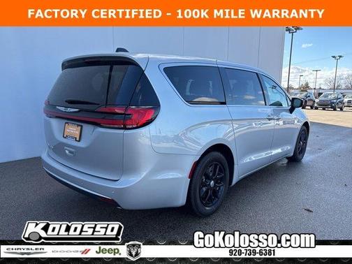 2024 Chrysler Pacifica Touring-L