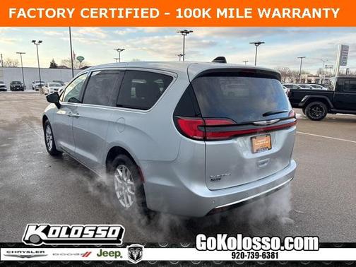 2024 Chrysler Pacifica Touring-L