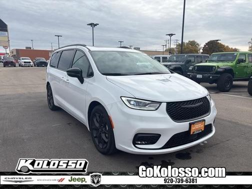 2025 Chrysler Pacifica Limited