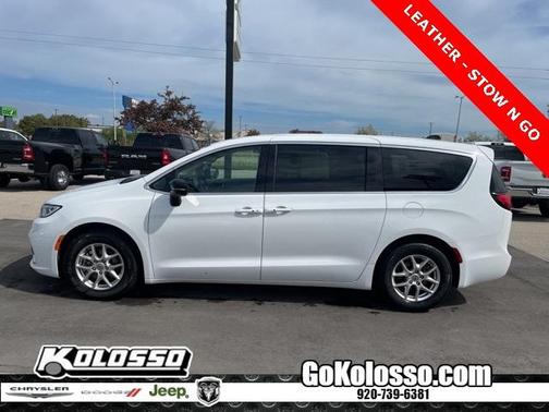 2024 Chrysler Pacifica Touring-L