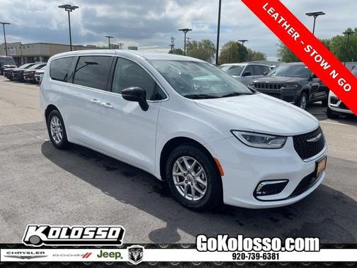 2024 Chrysler Pacifica Touring-L