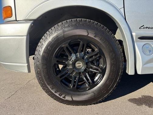 2021 GMC Savana 2500 LS